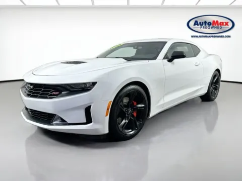 More photos of 2021 Chevrolet Camaro LT1 at AutoMax Preowned Framingham, MA
