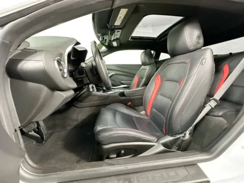 More photos of 2021 Chevrolet Camaro LT1 at AutoMax Preowned Framingham, MA