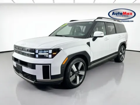 More photos of 2025 Hyundai Santa Fe Limited at AutoMax Preowned Framingham, MA