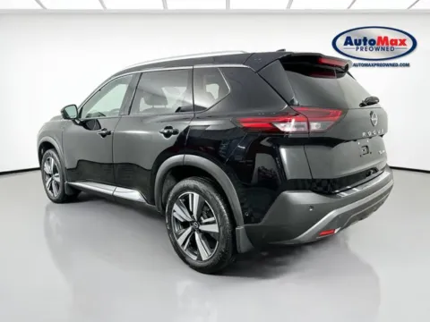More photos of 2023 Nissan Rogue SL at AutoMax Preowned Framingham, MA