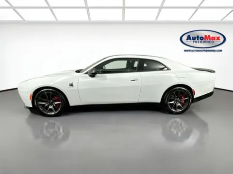 More photos of 2024 Dodge Charger R/T Scat Pack at AutoMax Preowned Framingham, MA