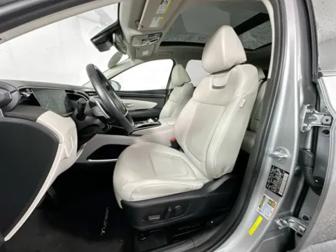 More photos of 2022 Hyundai Tucson Plug-In Hybrid Limited at AutoMax Preowned Framingham, MA