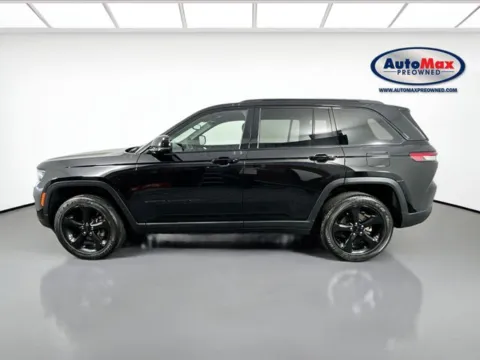 More photos of 2023 Jeep Grand Cherokee Altitude X at AutoMax Preowned Framingham, MA