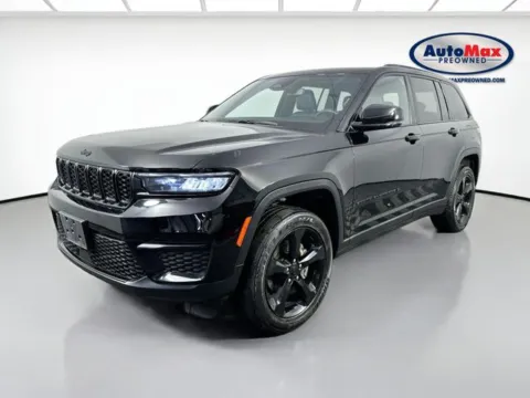 Another view of 2023 Jeep Grand Cherokee Altitude X for sale in Framingham, MA at AutoMax Preowned Framingham