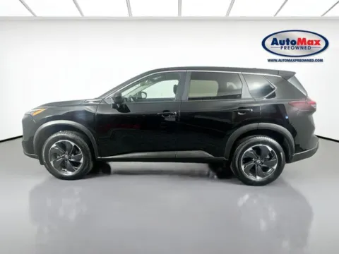More photos of 2024 Nissan Rogue SV at AutoMax Preowned Framingham, MA