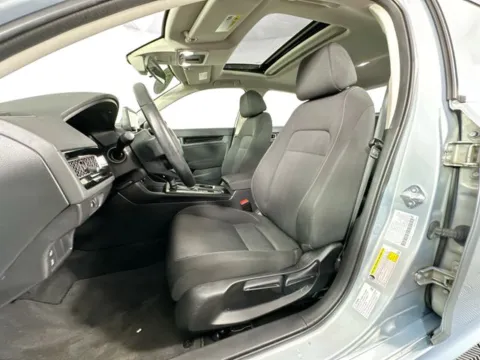 More photos of 2022 Honda Civic EX at AutoMax Preowned Framingham, MA