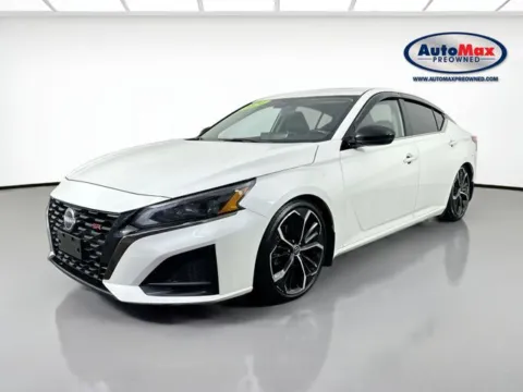 More photos of 2024 Nissan Altima 2.5 SR at AutoMax Preowned Framingham, MA