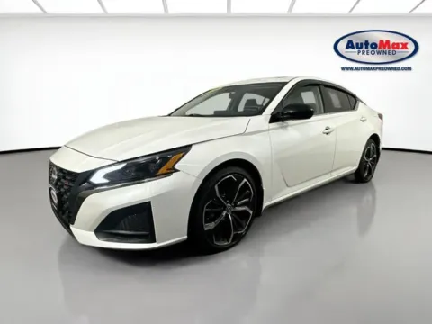 More photos of 2024 Nissan Altima 2.5 SR at AutoMax Preowned Framingham, MA