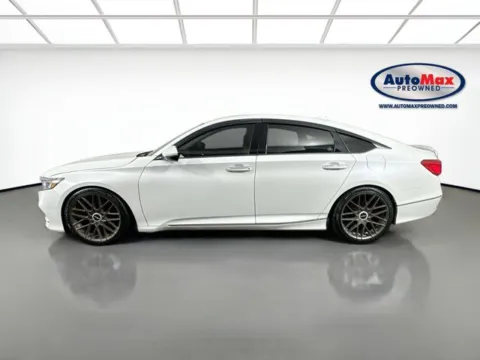 More photos of 2019 Honda Accord Touring 2.0T at AutoMax Preowned Framingham, MA