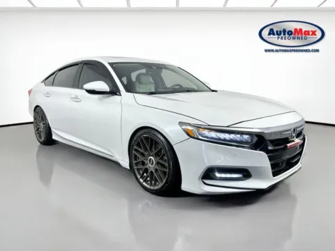 White 2019 Honda Accord Touring 2.0T for sale in Framingham, MA