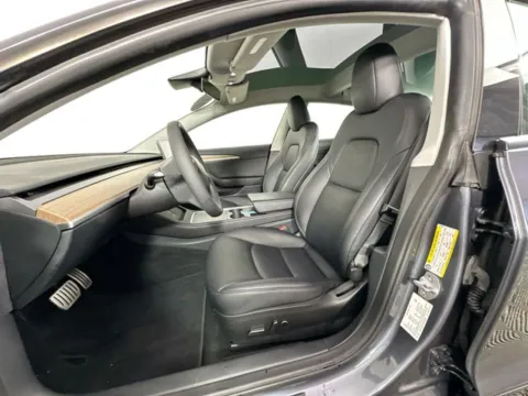 More photos of 2023 Tesla Model 3 Performance at AutoMax Preowned Framingham, MA