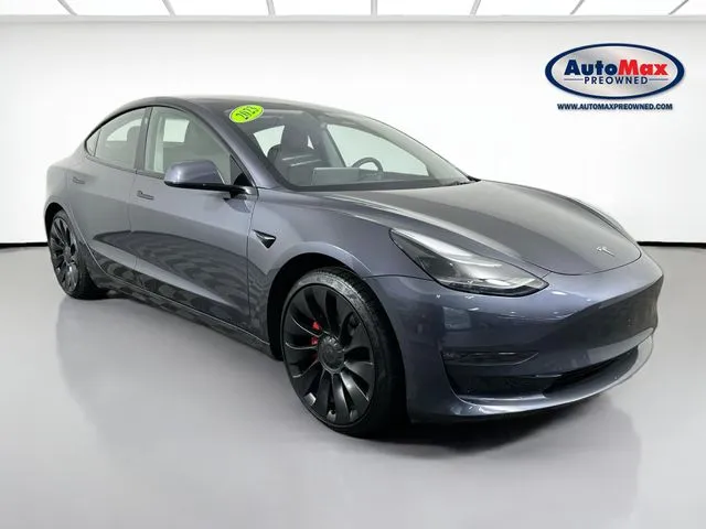 2023 Tesla Model 3 Performance's photo