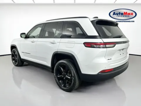 More photos of 2023 Jeep Grand Cherokee Limited at AutoMax Preowned Framingham, MA