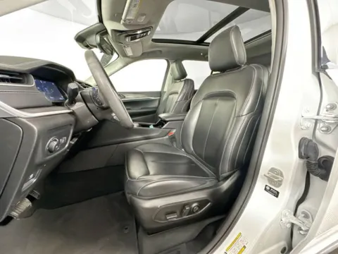 More photos of 2023 Jeep Grand Cherokee Limited at AutoMax Preowned Framingham, MA