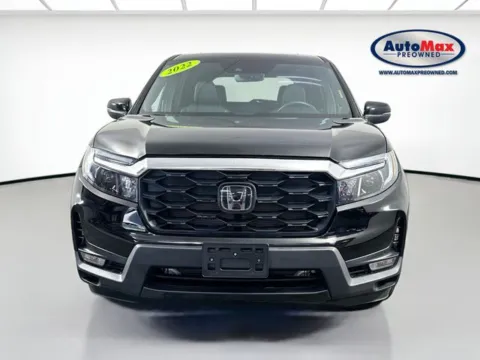 Photos of 2022 Honda Passport EX-L for sale in Framingham, MA at AutoMax Preowned Framingham