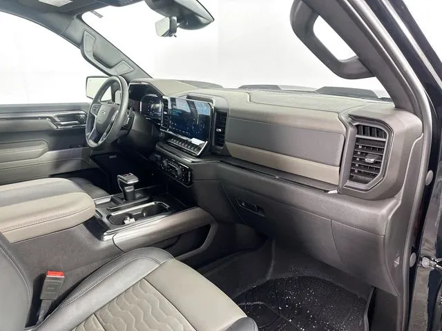 2024 Chevrolet Silverado 1500 ZR2 - Photo 27