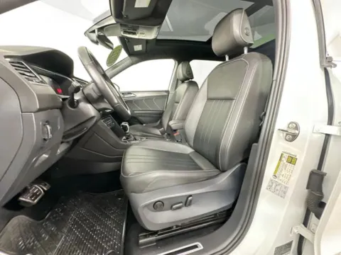 More photos of 2022 Volkswagen Tiguan 2.0T SE R-Line Black at AutoMax Preowned Framingham, MA
