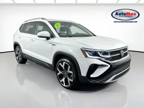 White 2023 Volkswagen Taos 1.5T SEL for sale in Framingham, MA
