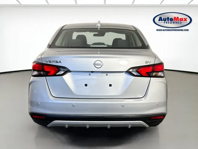 2023 Nissan Versa Sedan SV - Photo 8