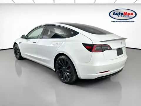 More photos of 2022 Tesla Model 3 Performance at AutoMax Preowned Framingham, MA