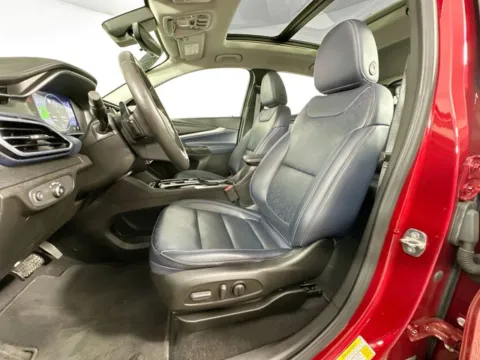 More photos of 2022 Chevrolet Bolt EUV Premier at AutoMax Preowned Framingham, MA