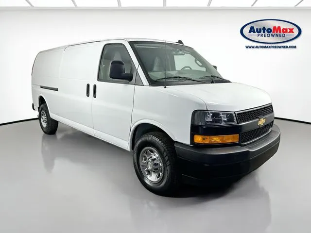 2024 Chevrolet Express 3500 1WT LWB's photo