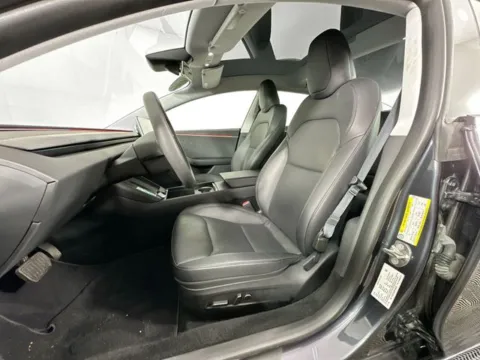 More photos of 2024 Tesla Model 3 Long Range at AutoMax Preowned Framingham, MA