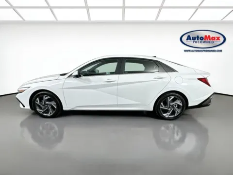 More photos of 2025 Hyundai Elantra Hybrid Limited at AutoMax Preowned Framingham, MA