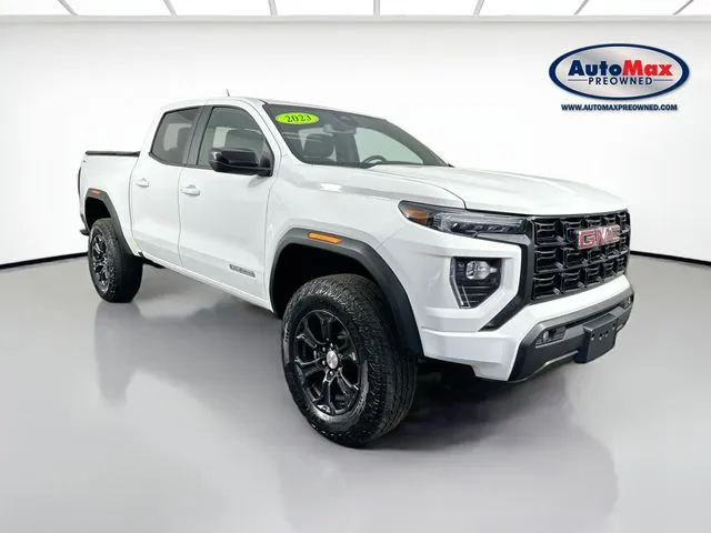 2023 GMC Canyon Elevation 4WD Crew Cab Short Box's photo