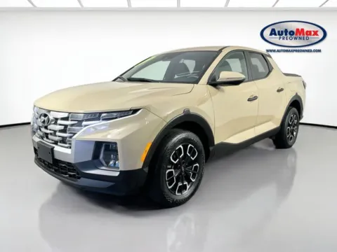More photos of 2024 Hyundai Santa Cruz SEL at AutoMax Preowned Framingham, MA