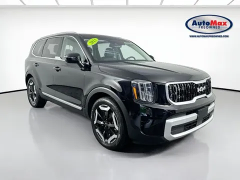 Black 2023 Kia Telluride EX for sale in Framingham, MA
