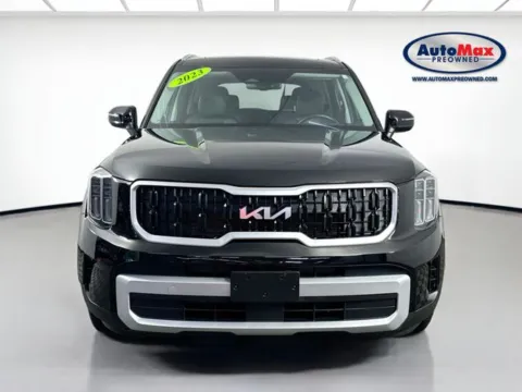 Photos of 2023 Kia Telluride EX for sale in Framingham, MA at AutoMax Preowned Framingham