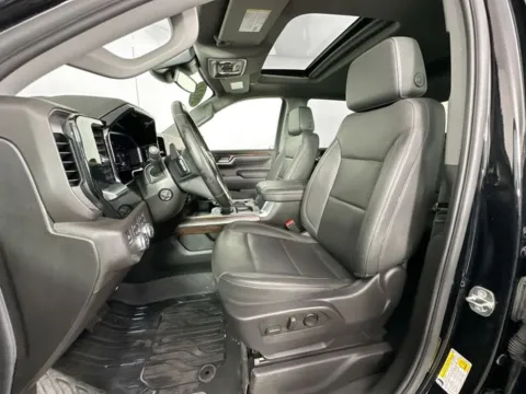 More photos of 2024 GMC Sierra 1500 SLT at AutoMax Preowned Framingham, MA
