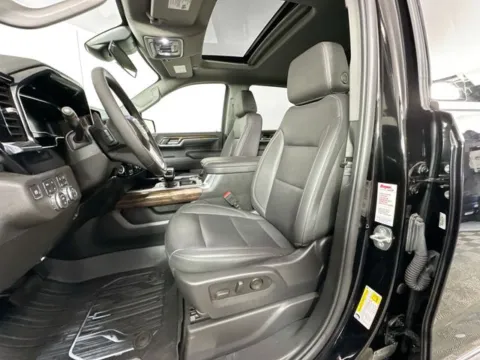 More photos of 2024 GMC Sierra 1500 Elevation at AutoMax Preowned Framingham, MA