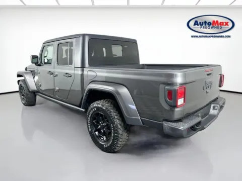 More photos of 2022 Jeep Gladiator Willys at AutoMax Preowned Framingham, MA