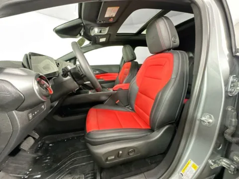 More photos of 2025 Chevrolet Equinox EV RS at AutoMax Preowned Framingham, MA
