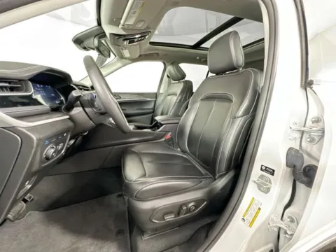 More photos of 2023 Jeep Grand Cherokee 4xe at AutoMax Preowned Framingham, MA