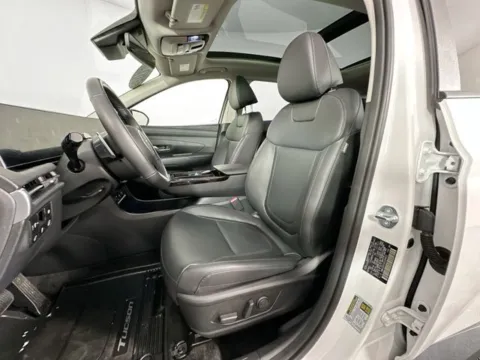 More photos of 2025 Hyundai Tucson Hybrid SEL Convenience at AutoMax Preowned Framingham, MA