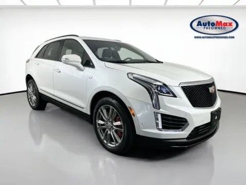 White 2024 Cadillac XT5 Sport for sale in Framingham, MA