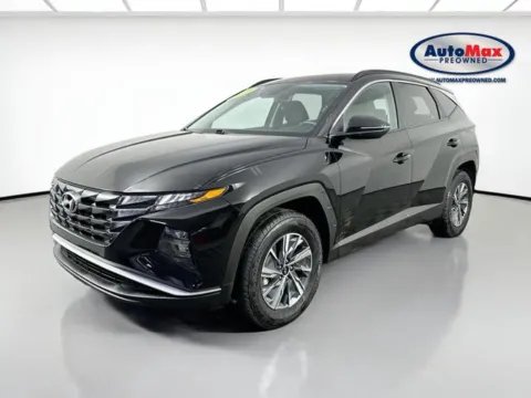 More photos of 2023 Hyundai Tucson Hybrid Blue at AutoMax Preowned Framingham, MA