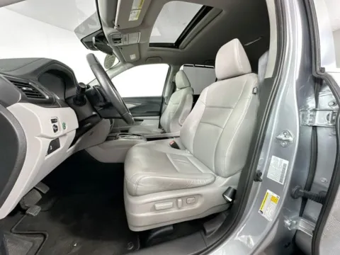 More photos of 2022 Honda Pilot Special Edition at AutoMax Preowned Framingham, MA