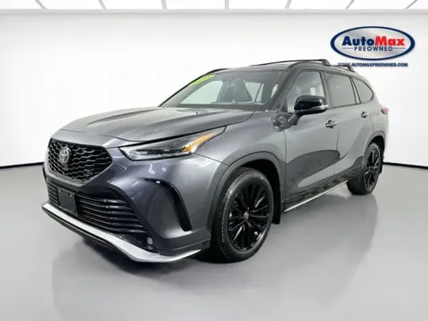 More photos of 2023 Toyota Highlander XSE at AutoMax Preowned Framingham, MA