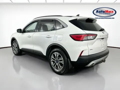More photos of 2021 Ford Escape Hybrid SEL at AutoMax Preowned Framingham, MA