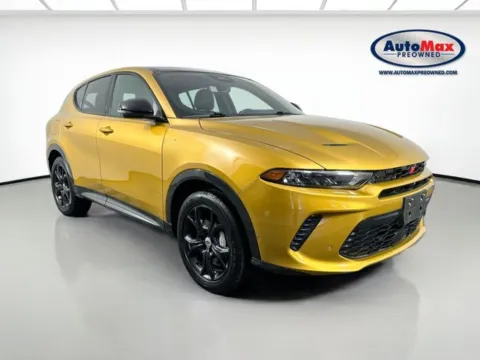 Gold 2024 Dodge Hornet R/T Plus for sale in Framingham, MA