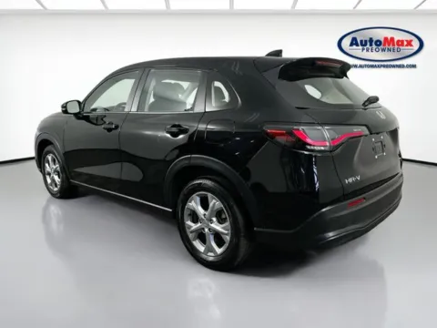 More photos of 2025 Honda HR-V LX at AutoMax Preowned Framingham, MA