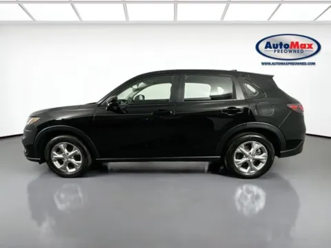 More photos of 2025 Honda HR-V LX at AutoMax Preowned Framingham, MA