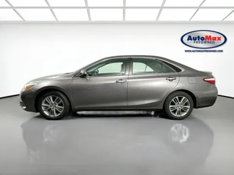 More photos of 2015 Toyota Camry SE at AutoMax Preowned Framingham, MA