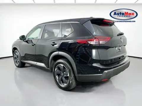 More photos of 2025 Nissan Rogue SV at AutoMax Preowned Framingham, MA