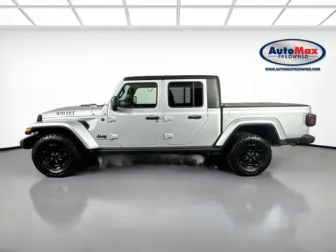 More photos of 2022 Jeep Gladiator Willys at AutoMax Preowned Framingham, MA