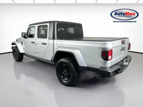 More photos of 2022 Jeep Gladiator Willys at AutoMax Preowned Framingham, MA